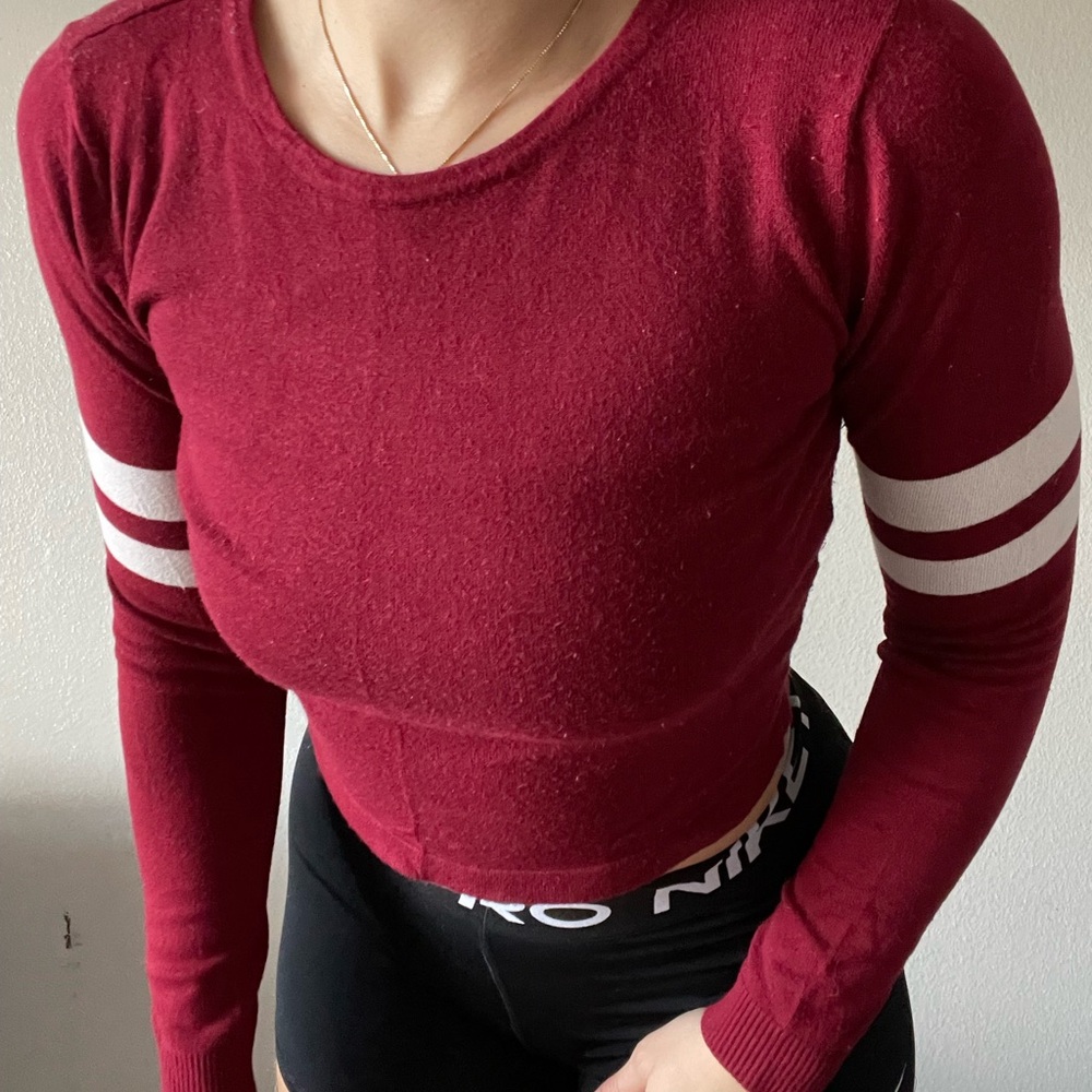 Forever21 Sweater - Picture 6 of 9